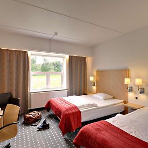 Zimmer mit zwei Einzelbetten